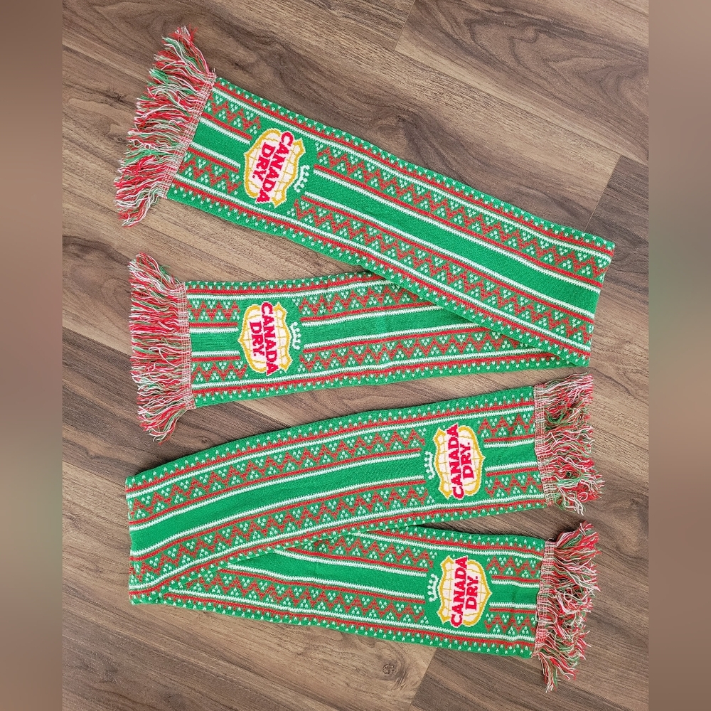 Canada Dry Holiday Edition Scarf Bundle/Pair